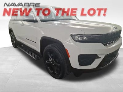 2023 Jeep Grand Cherokee Altitude 4x2