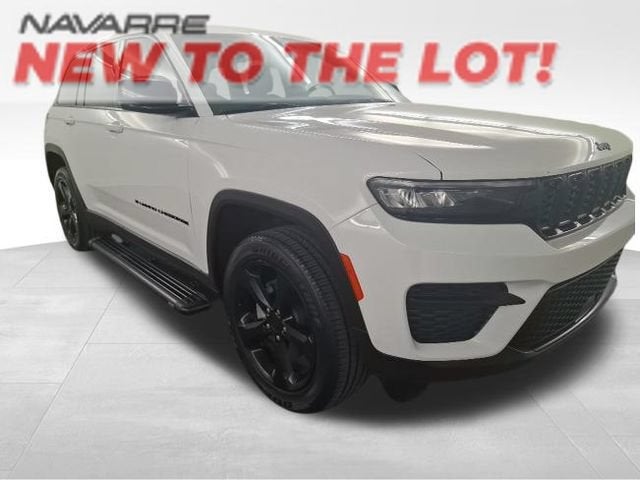 2023 Jeep Grand Cherokee Altitude 4x2