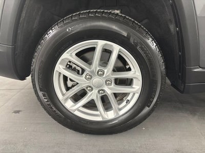 2025 Jeep Grand Cherokee L Laredo X 4x2