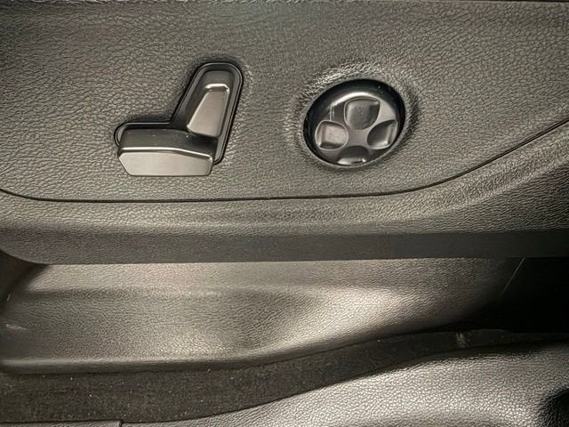 2021 RAM 1500 Big Horn Crew Cab 4x2 5'7" Box