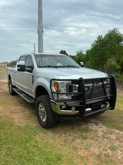 2017 Ford Super Duty F-250 SRW Lariat