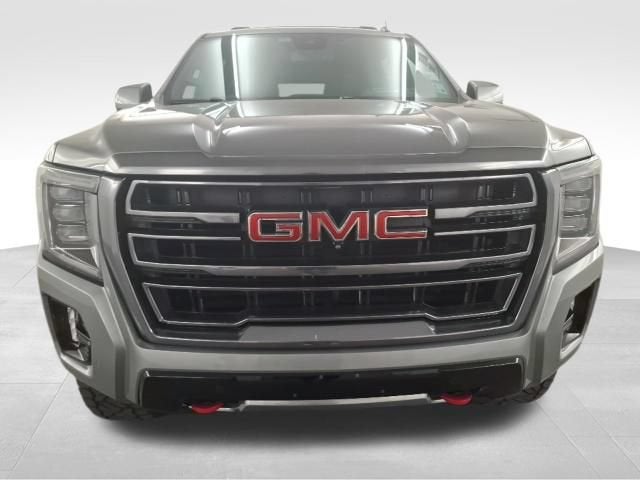 2023 GMC Yukon XL AT4 — photo 2