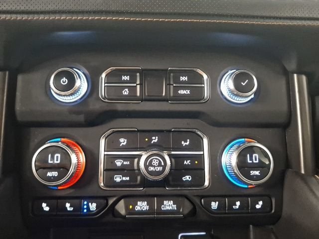 2023 GMC Yukon XL AT4