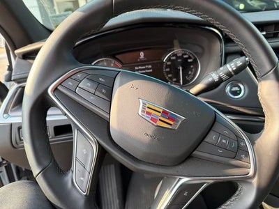 2025 Cadillac XT5 Luxury