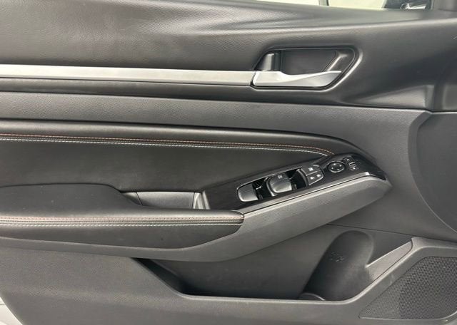 2023 Nissan Altima SR VC-Turbo FWD