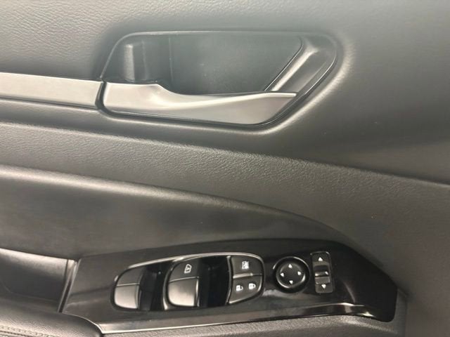 2024 Nissan Altima SL FWD