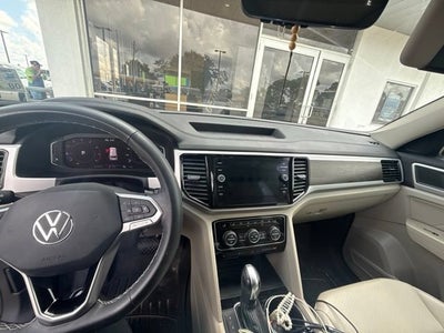 2022 Volkswagen Atlas 3.6L V6 SE w/Technology