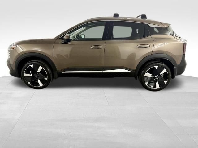 2025 Nissan Kicks SR FWD