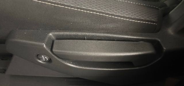 2024 Nissan Pathfinder S FWD