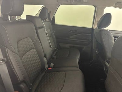 2024 Nissan Pathfinder S FWD