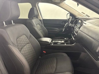 2024 Nissan Pathfinder S FWD