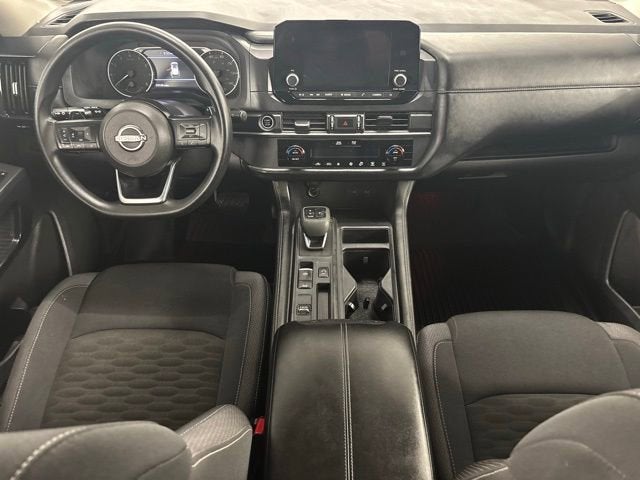 2024 Nissan Pathfinder S FWD