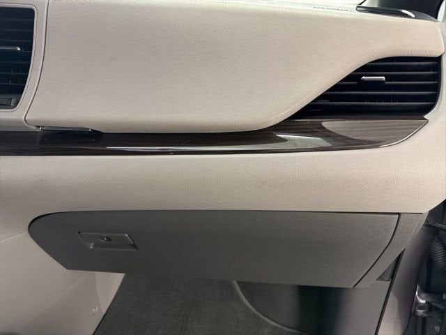 2020 Toyota Sienna XLE Auto Access Seat