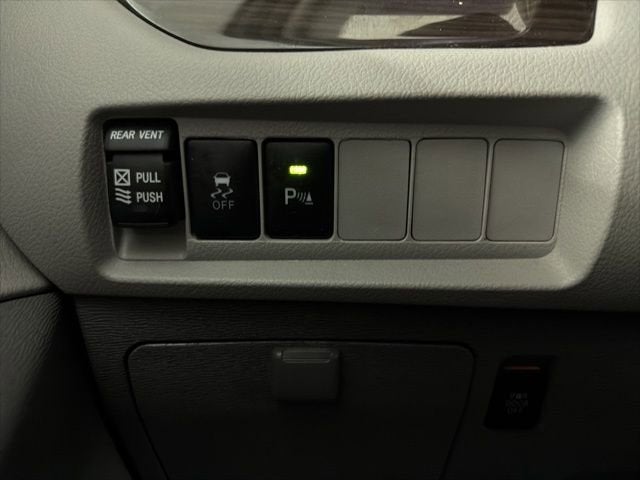 2020 Toyota Sienna XLE Auto Access Seat