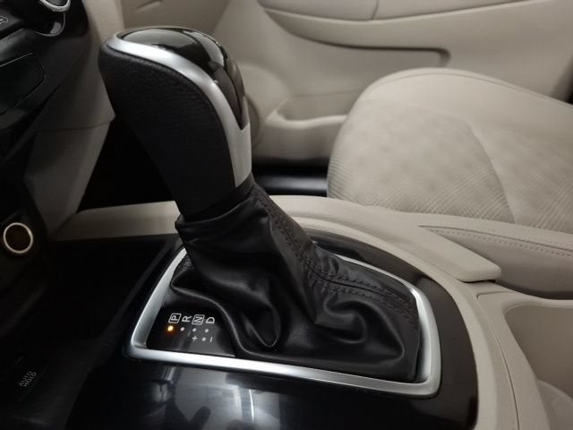 2022 Nissan Rogue Sport SV FWD Xtronic CVT