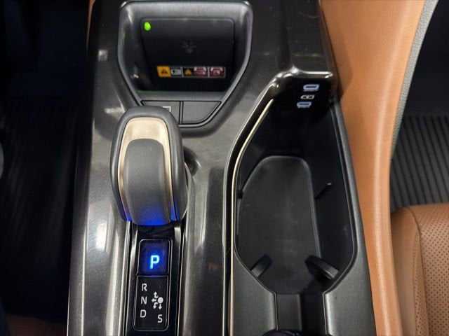 2025 Toyota Crown Signia Limited