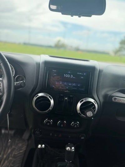 2013 Jeep Wrangler Sahara