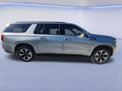 2023 GMC Yukon XL AT4