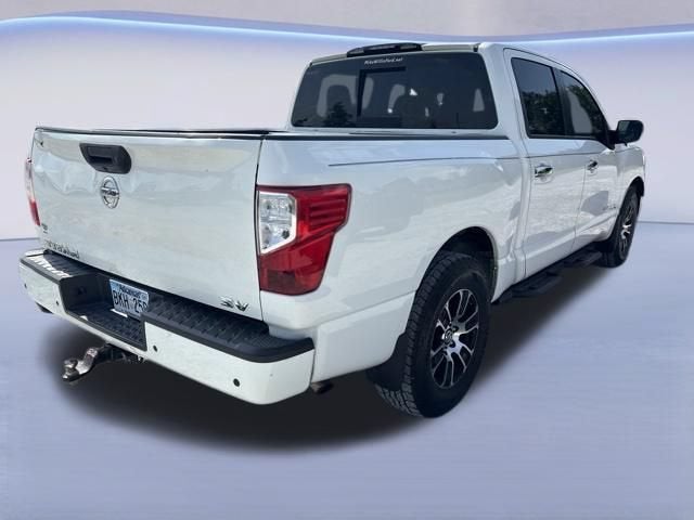 2021 Nissan Titan SV — photo 8