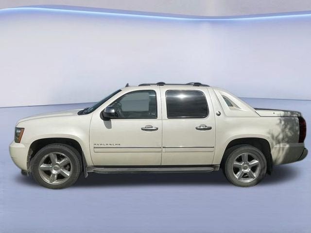 2013 Chevrolet Avalanche LTZ