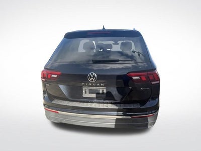 2022 Volkswagen Tiguan SE