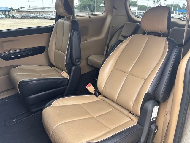 2016 Kia Sedona SX
