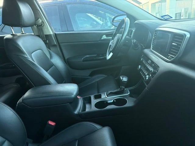 2021 Kia Sportage EX — photo 8