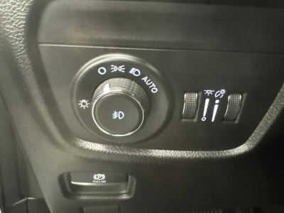 2023 Jeep Grand Cherokee Overland 4x2