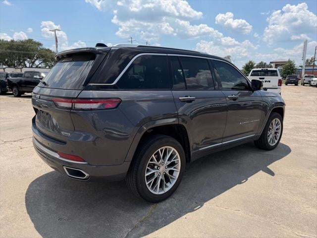 2023 Jeep Grand Cherokee Summit 4x2