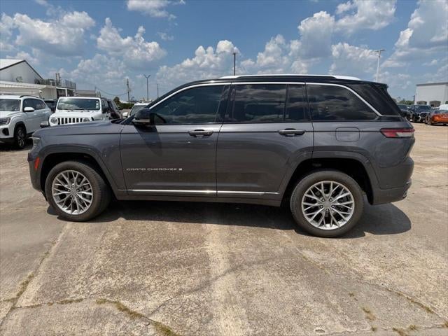 2023 Jeep Grand Cherokee Summit 4x2