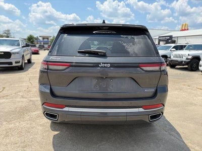 2023 Jeep Grand Cherokee Summit 4x2