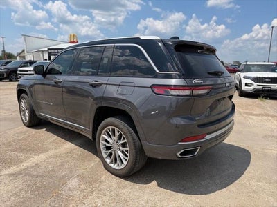 2023 Jeep Grand Cherokee Summit 4x2