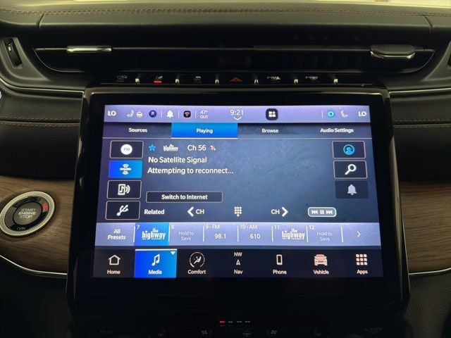 2023 Jeep Grand Cherokee Summit 4x2