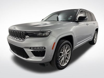 2023 Jeep Grand Cherokee Summit 4x2