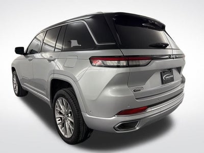2023 Jeep Grand Cherokee Summit 4x2