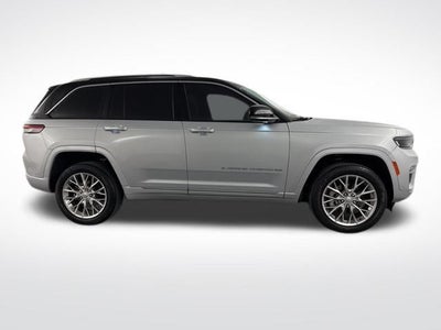 2023 Jeep Grand Cherokee Summit 4x2
