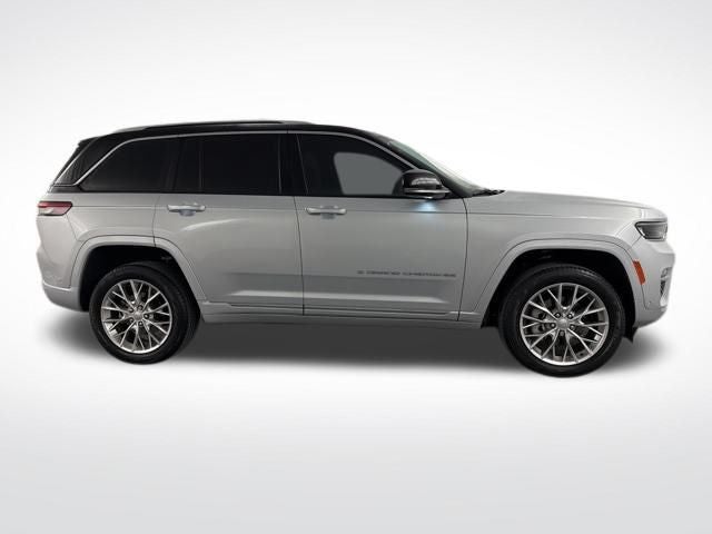 2023 Jeep Grand Cherokee Summit 4x2