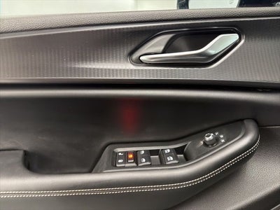 2025 Jeep Grand Cherokee L Altitude 4x2