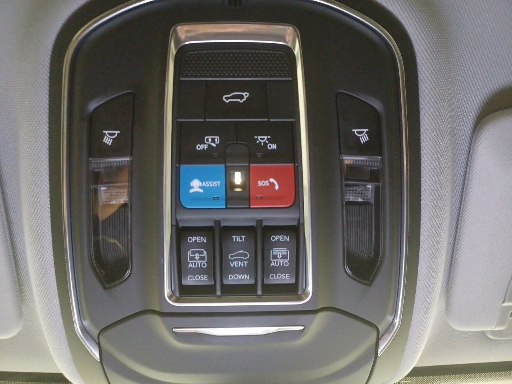 2024 Jeep Grand Cherokee L Limited 4x2