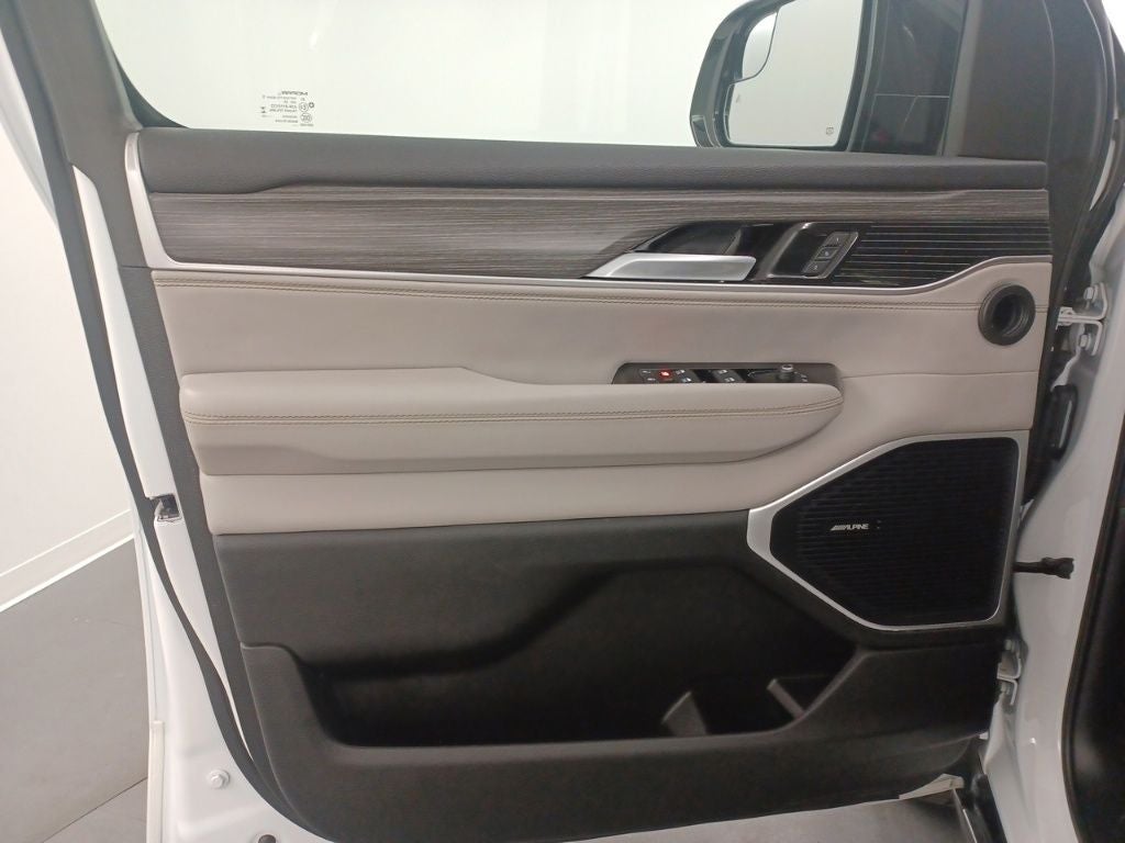 2024 Jeep Wagoneer L Series II
