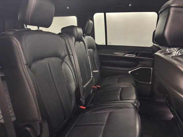 2022 Jeep Wagoneer Series III 4x4