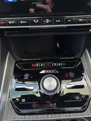 2022 Jeep Wagoneer Series III 4x4