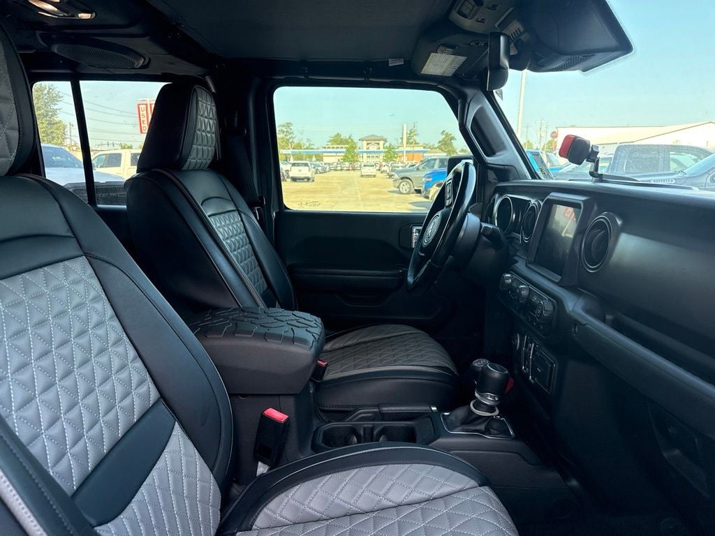 2021 Jeep Gladiator Willys 4x4