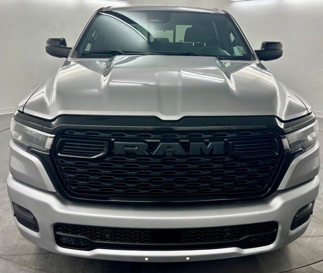 2025 RAM 1500 Tradesman Crew Cab 4x2 5'7' Box