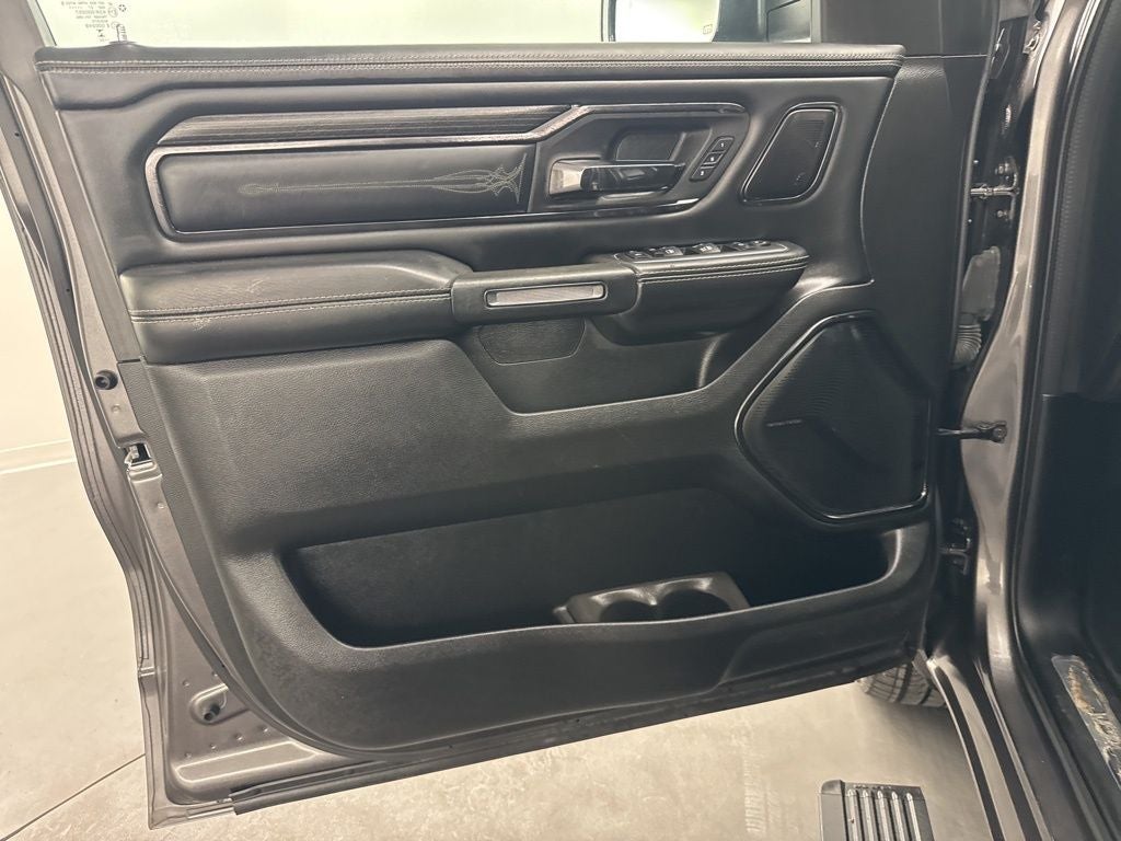 2023 RAM 1500 Limited Crew Cab 4x4 5'7' Box