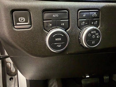 2025 GMC Sierra 1500 4WD Crew Cab Short Box SLT