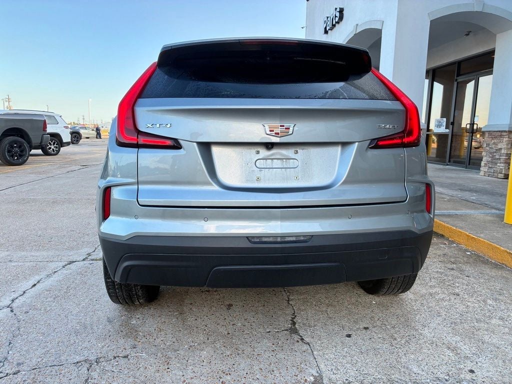 2024 Cadillac XT4 FWD Luxury