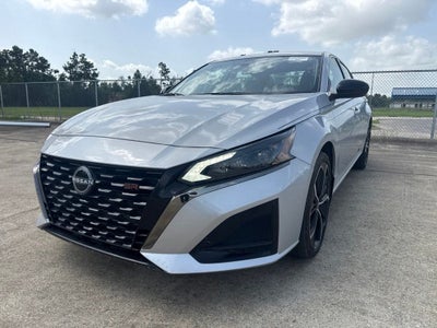 2025 Nissan Altima 2.5 SR