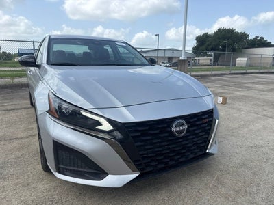 2025 Nissan Altima 2.5 SR