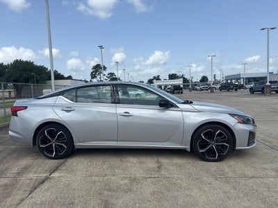 2025 Nissan Altima 2.5 SR